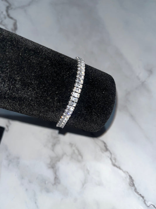 Odyssey Diamanté Clasp Bracelet image 1