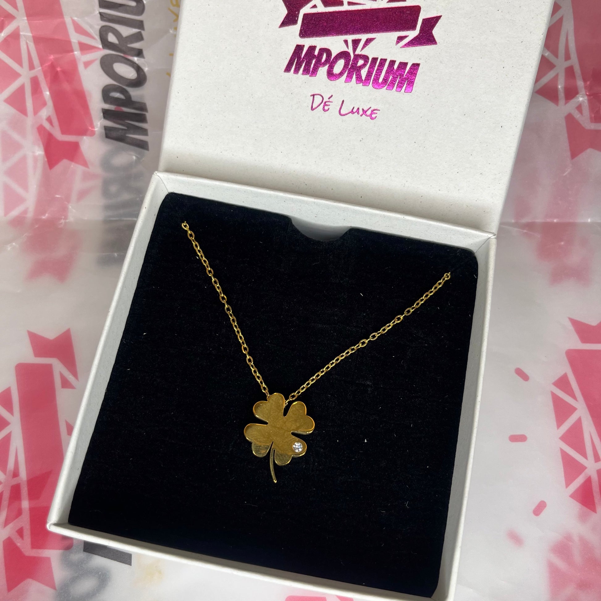 Clover Necklace image 4