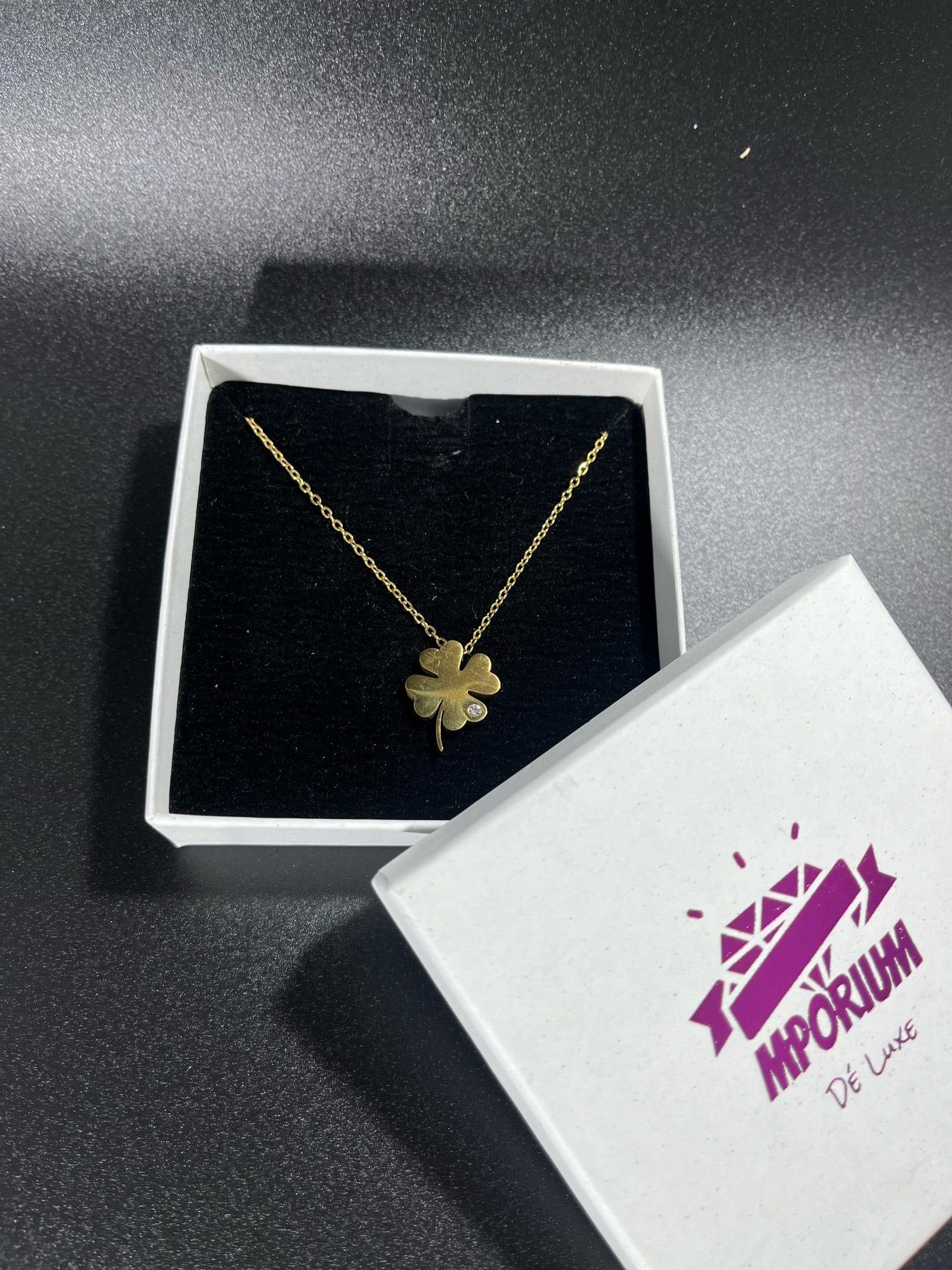 Clover Necklace image 5